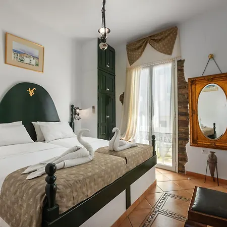 Aparthotel Voreades 4*