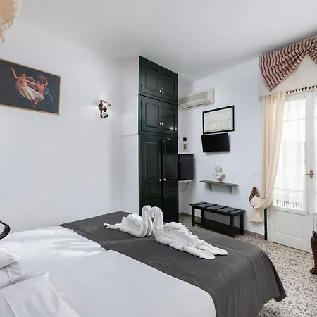 Aparthotel Voreades 4*