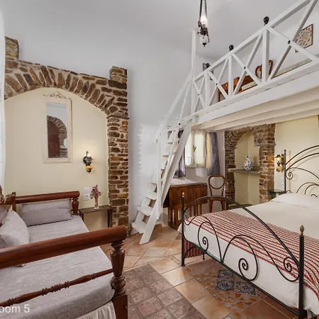 Voreades Aparthotel