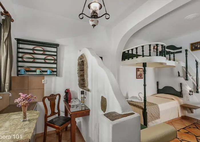 Voreades Aparthotel Tinos