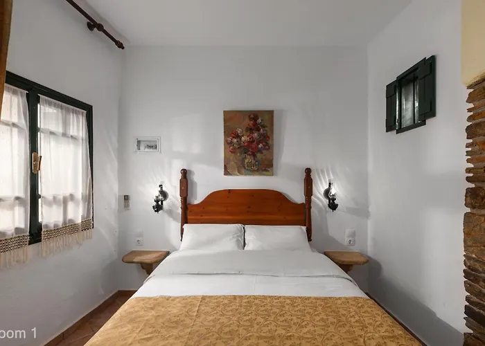 Voreades Aparthotel 3*