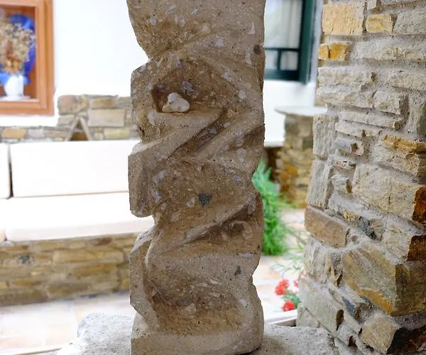 Voreades Aparthotel 3*